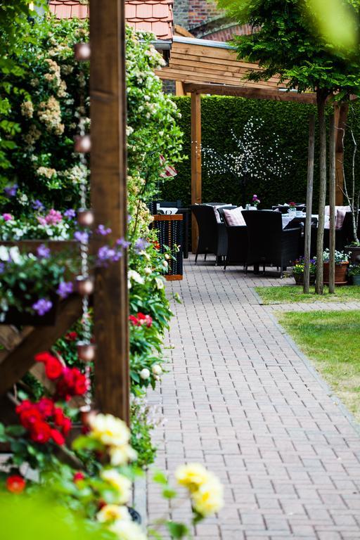 Hotel Honower Hof Hoppegarten Exterior foto